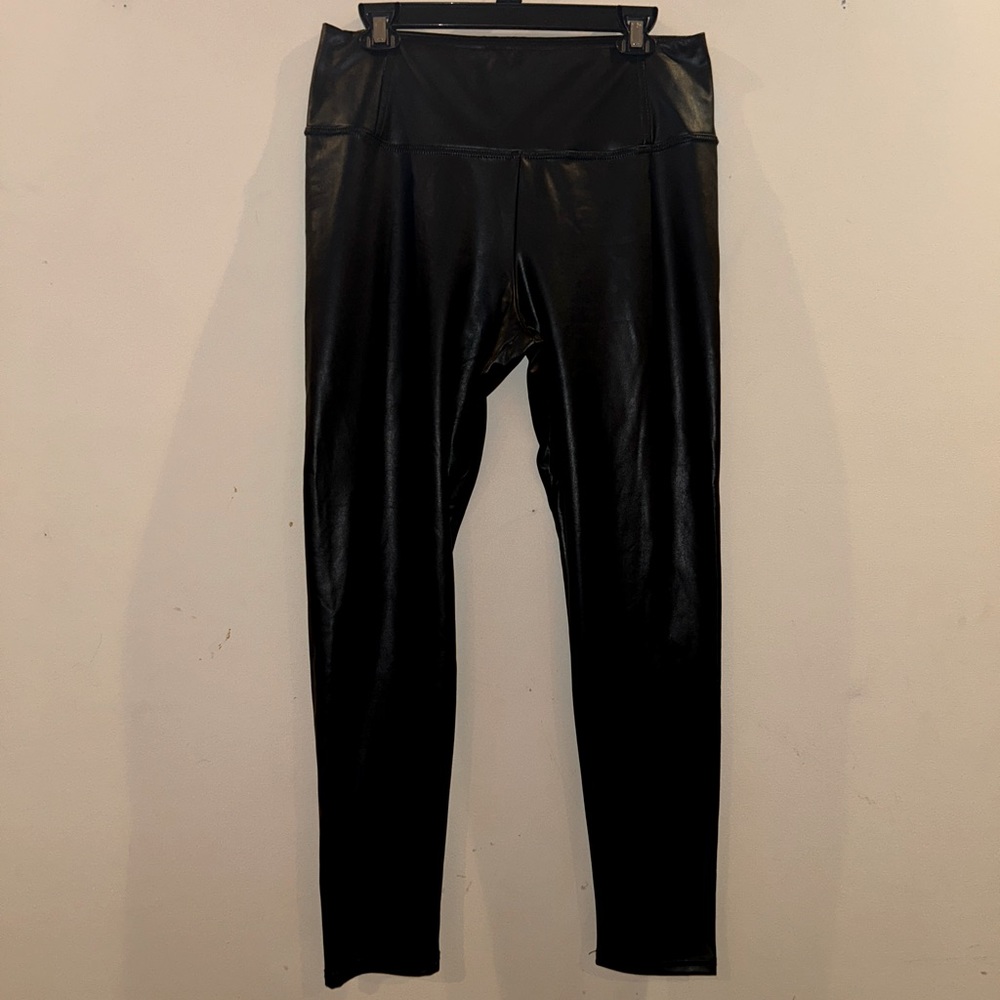 Women’s Faux Leather Leggings